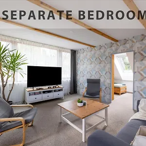 Vousata Dama - Bearded Lady Apartment